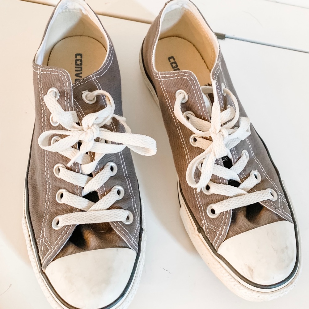 Converse all star gray size 8